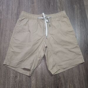 SOLD Vuori Mens Shorts Sz Sm Ripstop Tan Active Performance Preppy